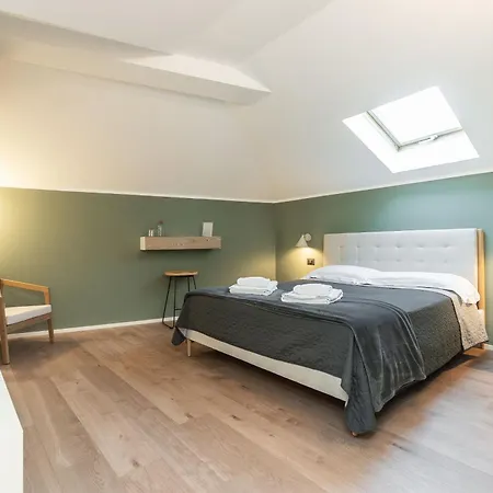 בית הארחה Art 4*