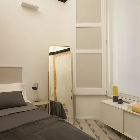 בית הארחה Art 4*