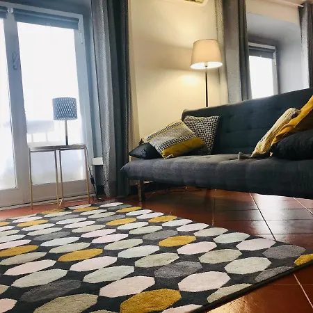 Art בית הארחה 4*